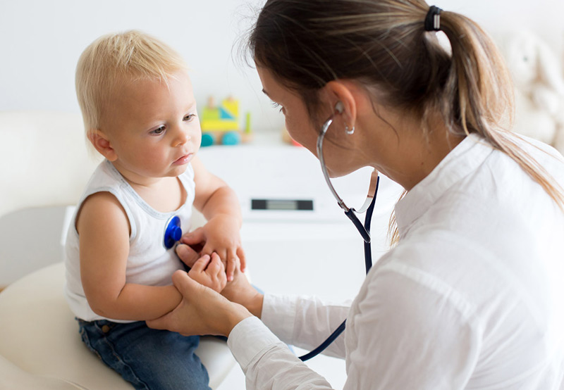 doctor-evaluating-child-for-surgery-to-correct-hypospadias-Dr.-Heidi-Stephany